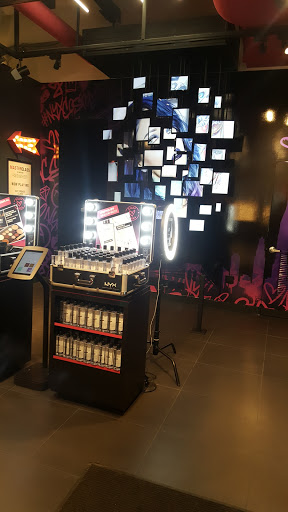 Cosmetics Store «NYX Professional Makeup Store», reviews and photos, 41 Union Square W, New York, NY 10003, USA