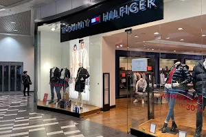 Tommy Hilfiger Store image