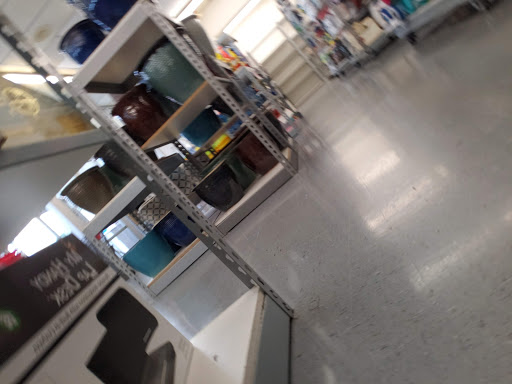 Home Goods Store «Tuesday Morning», reviews and photos, 4719 Tilghman St, Allentown, PA 18104, USA