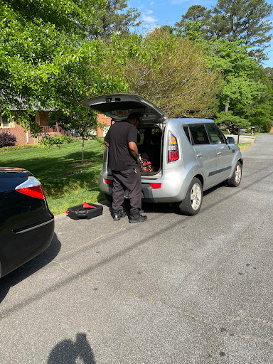 Used Auto Parts Store «Falcon Auto Parts», reviews and photos, 2770 Donald Lee Hollowell Pkwy NW, Atlanta, GA 30318, USA