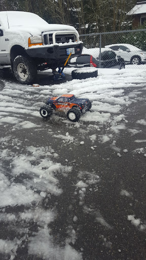 Auto Body Shop «CARSTAR Collision Clinic Edmonds», reviews and photos, 22327 Highway 99, Edmonds, WA 98026, USA