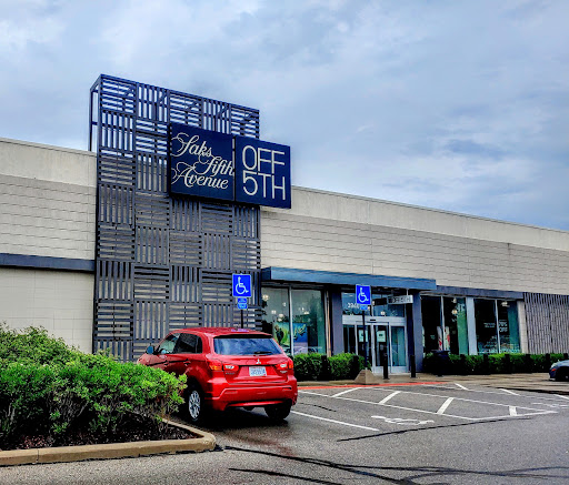Department Store «Saks OFF 5TH», reviews and photos, 3940 Stelzer Rd, Columbus, OH 43219, USA