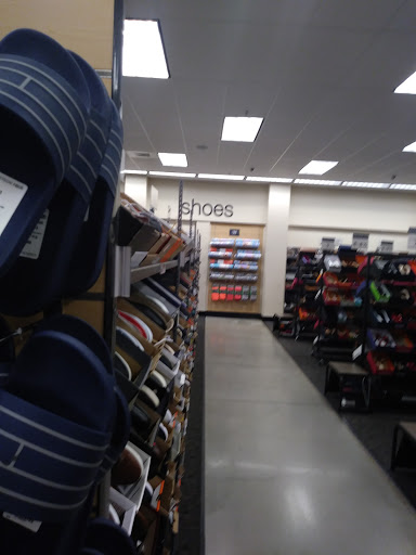 Department Store «Nordstrom Rack Towne Place at Garden State Park», reviews and photos, 951 Haddonfield Rd a, Cherry Hill, NJ 08002, USA