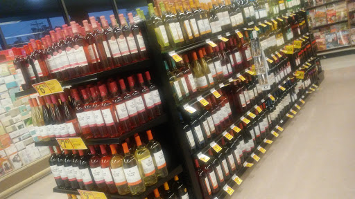 Grocery Store «Harveys Supermarket», reviews and photos, 901 Church St, Conway, SC 29527, USA