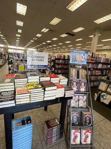 Book Store «Books-A-Million», reviews and photos, 401 S Mt Juliet Rd #405, Mt Juliet, TN 37122, USA