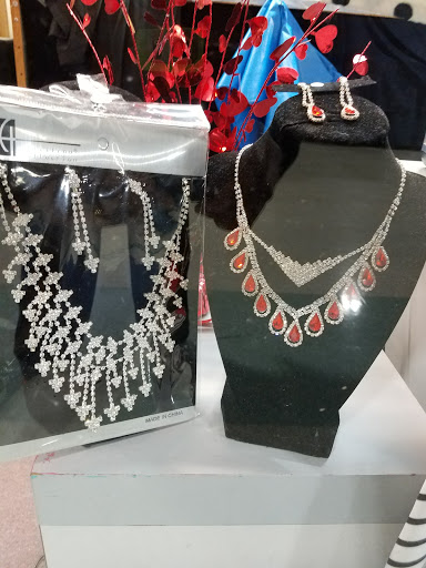 Outlet Store «VF Outlet», reviews and photos, 2824 S Eason Blvd, Tupelo, MS 38804, USA