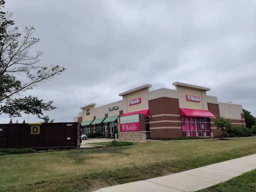 Jewelry Store «Kay Jewelers», reviews and photos, 656 N Edwards Blvd, Lake Geneva, WI 53147, USA