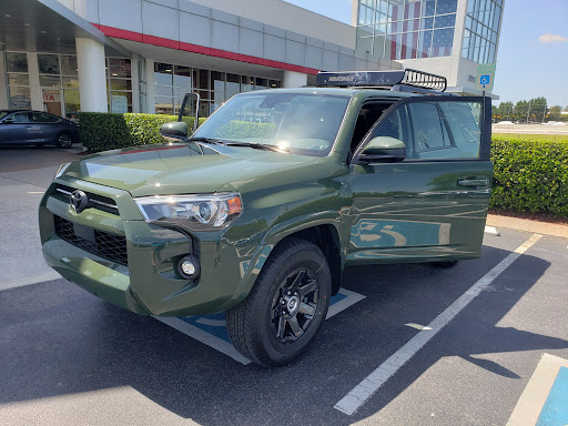 Toyota Dealer «Toyota Knoxville», reviews and photos, 10415 Parkside Dr, Knoxville, TN 37922, USA