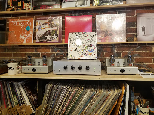 Clothing Store «Portland Dry Goods», reviews and photos, 235 Commercial St, Portland, ME 04101, USA