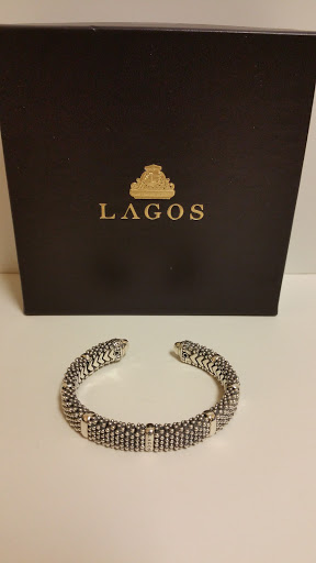 Used Clothing Store «Clothes Mentor», reviews and photos, 8872 Maximus Dr, Lone Tree, CO 80124, USA