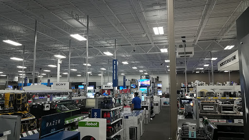 Electronics Store «Best Buy», reviews and photos, 19555 W Bluemound Rd, Brookfield, WI 53045, USA