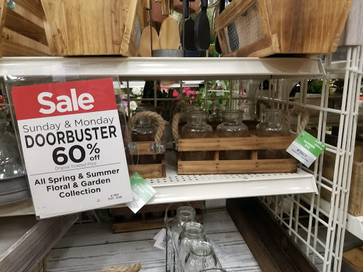 Craft Store «Michaels», reviews and photos, 628 W Hammer Ln, Stockton, CA 95210, USA