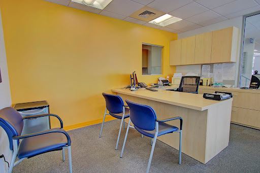 Chevrolet Dealer «Castle Chevy North», reviews and photos, 175 N Arlington Heights Rd, Elk Grove Village, IL 60007, USA