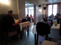 Atmosphère du Pizzeria Chez Maxim à Saint-Sauveur - n°3