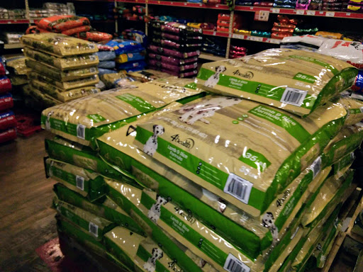 Home Improvement Store «Tractor Supply Co.», reviews and photos, 3790 Teays Valley Road, Hurricane, WV 25526, USA