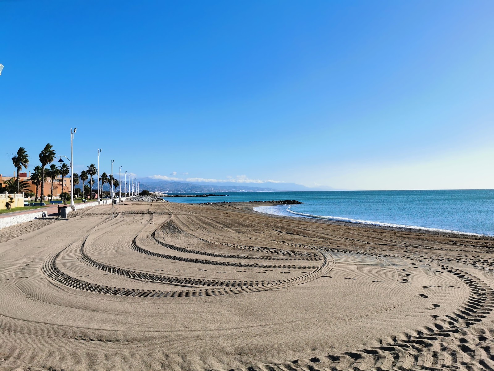 Guadalmar Plajı'in fotoğrafı ve yerleşim