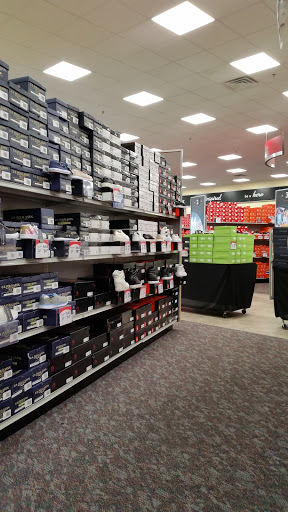 Shoe Store «Shoe Carnival», reviews and photos, 511 S Plano Rd, Richardson, TX 75081, USA