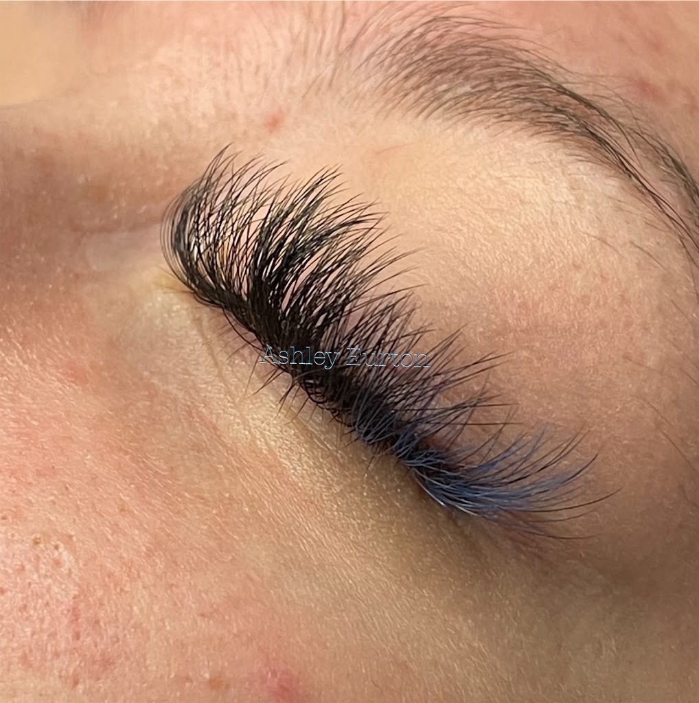 New U Salon & Spa 47172