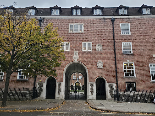 Reviews of Goodenough College in London - University