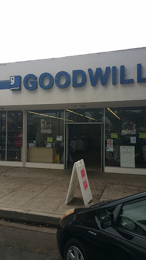 Thrift Store «Goodwill Retail Store & Donation Center», reviews and photos