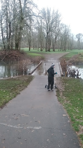 Golf Course «McKay Creek Golf Course & Driving Range», reviews and photos, 1416 NW Jackson St, Hillsboro, OR 97124, USA