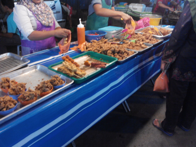 Pasar Malam Johan Setia - Rabu