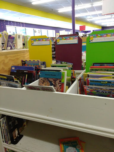 Used Book Store «Used Book Superstore», reviews and photos, 256 Cambridge St, Burlington, MA 01803, USA