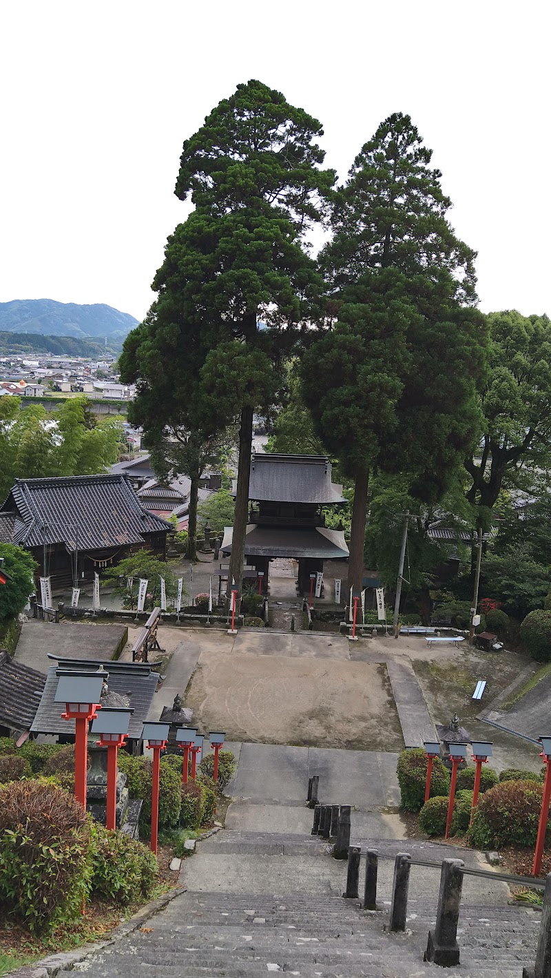 大津山阿蘇神社