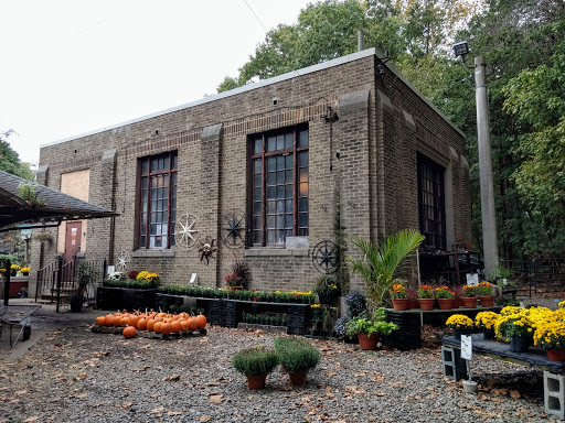 Garden Center «Chestnut Hill Flower & Garden», reviews and photos, 7639 Germantown Ave, Philadelphia, PA 19118, USA