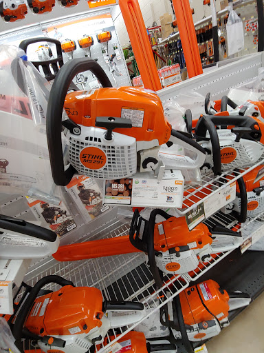 Shopping Mall «Royal Plaza Shopping Center», reviews and photos, 411 South St, Front Royal, VA 22630, USA