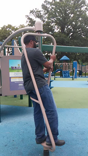 Public Golf Course «Lincoln Park Golf Course», reviews and photos, 1000 W Hampton Ave, Glendale, WI 53209, USA