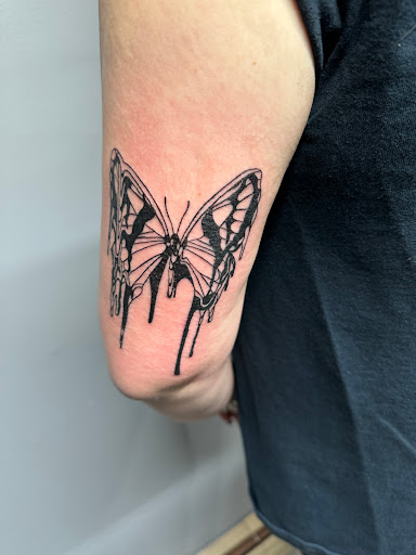 Explore tattoo ideas daisy, creative tattoo ideas in Northern Cambria, available at Chey Kline Tattoos LLC