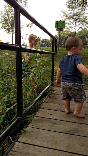 Park «Leo Leathers Park», reviews and photos, Buckingham Rd & Manor Ln, Mundelein, IL 60060, USA