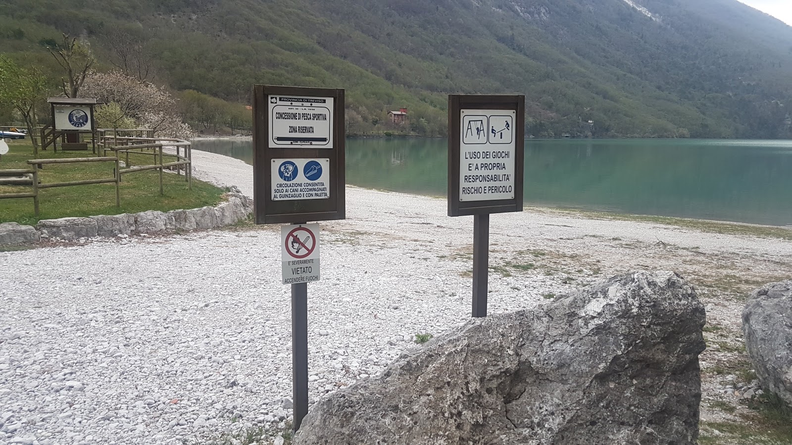 Fotografie cu Plaja Lago Morto - recomandat pentru călătorii în familie cu copii