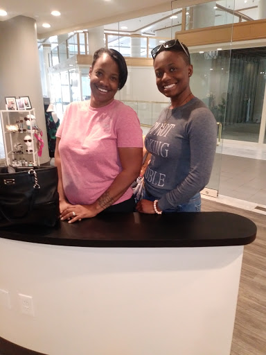 Beauty Salon «On Point Hair & Nail Salon», reviews and photos, 610 St Clair Ave NE, Cleveland, OH 44114, USA