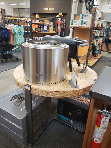 Camping Store «REI», reviews and photos, 8490 Castleton Corner Dr, Indianapolis, IN 46250, USA