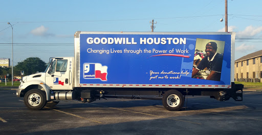 Non-Profit Organization «Goodwill Houston Select Stores», reviews and photos