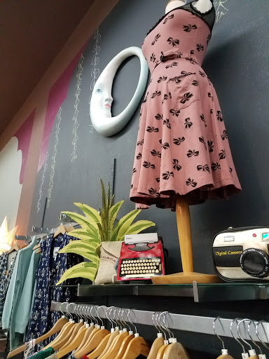 Clothing Store «Boutique 4», reviews and photos, 279 Castro St, Mountain View, CA 94041, USA