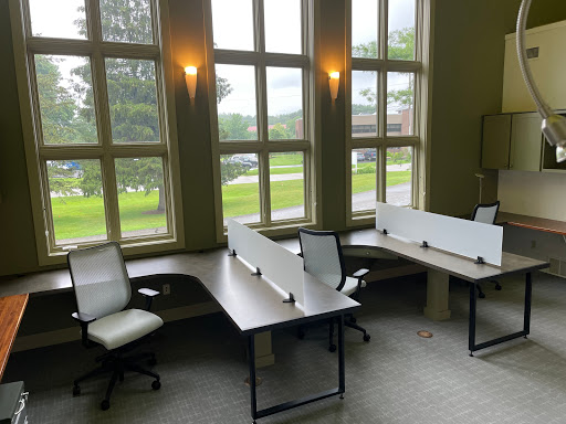 Used Office Furniture Store «Kentwood Office Furniture», reviews and photos, 3063 Breton Rd SE, Grand Rapids, MI 49512, USA