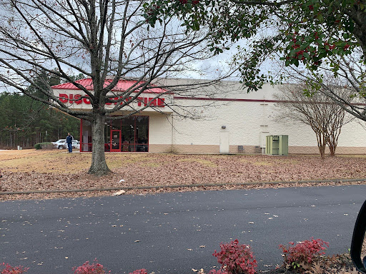 Tire Shop «Discount Tire Store - Douglasville, GA», reviews and photos, 6730 Douglas Blvd, Douglasville, GA 30135, USA