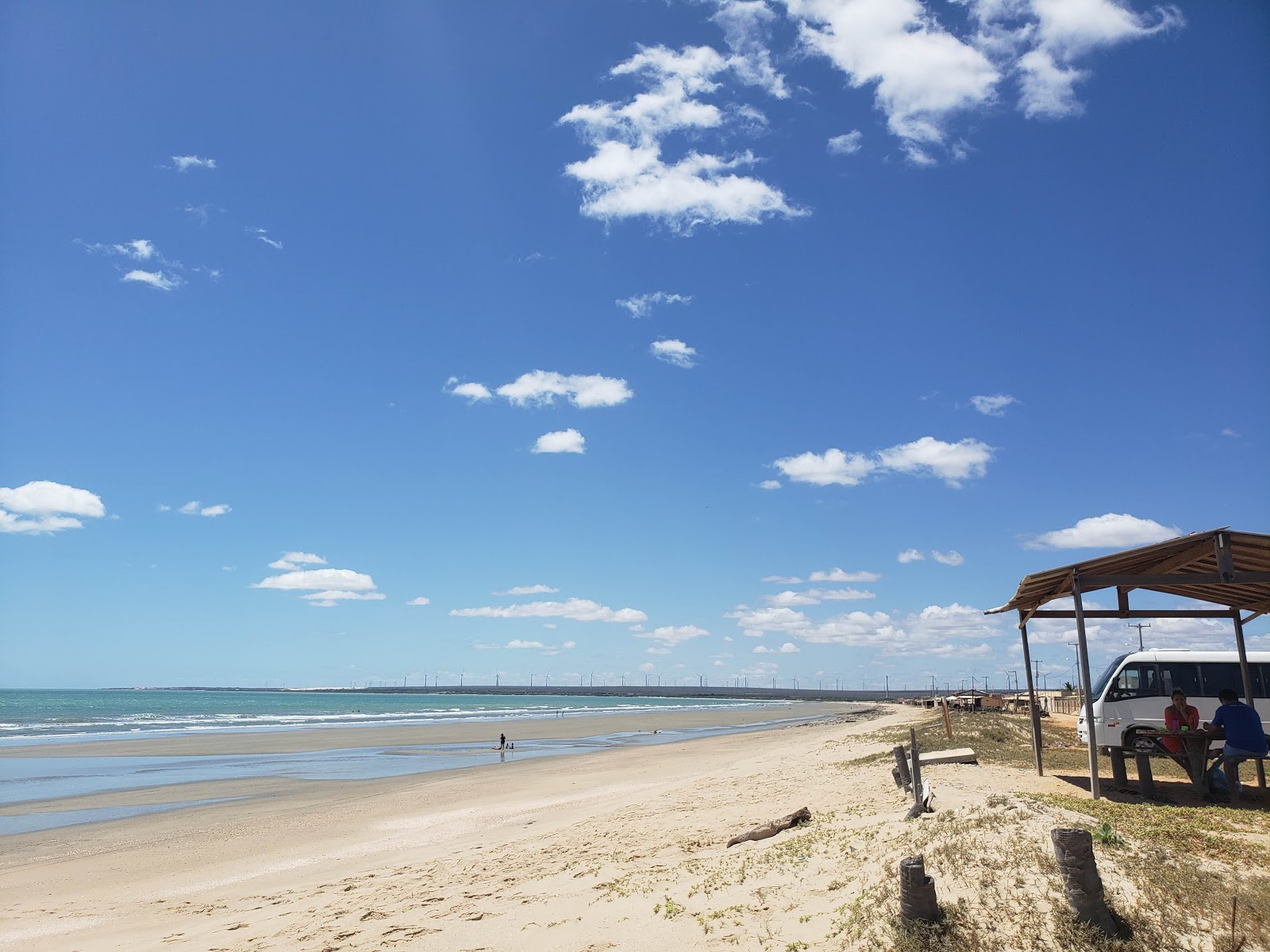 Fotografija Plaža Baixa Grande z svetel pesek površino