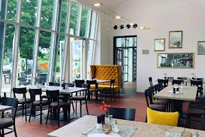 Restaurant - Café Schloss Seehof image