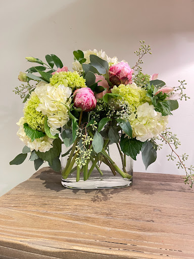 Home Goods Store «Rusted Window», reviews and photos, 99 E Carmel Dr Suite 140, Carmel, IN 46032, USA