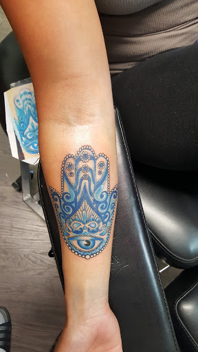 Find traveling tattoo ideas for your next unique tattoo in Keansburg at Attractive Tattoo New Jersey Body Jewelry Outlet