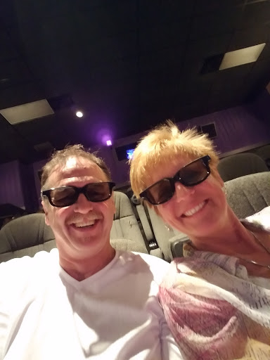 Movie Theater «Regal Cinemas New Albany 16», reviews and photos, 300 Professional Ct, New Albany, IN 47150, USA