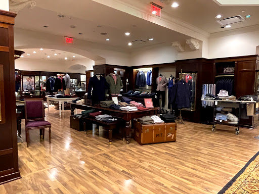 Clothing Store «Brooks Brothers», reviews and photos, 445 W Farms Mall, Farmington, CT 06032, USA