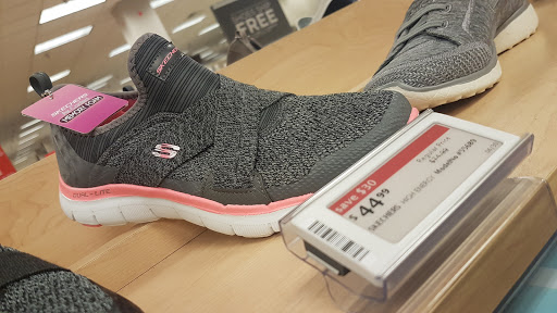 Shoe Store «Shoe Palace», reviews and photos, 239 Los Cerritos Center Suite 114, Cerritos, CA 90703, USA