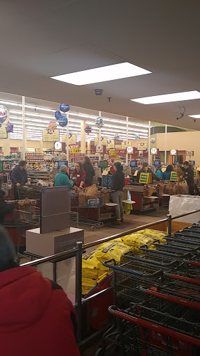 Grocery Store «Hannaford Supermarket», reviews and photos, 500 Stillwater Ave, Old Town, ME 04468, USA