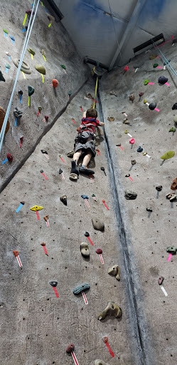 Rock Climbing Gym «Vertical Dreams - Nashua», reviews and photos, 25 E Otterson St, Nashua, NH 03060, USA