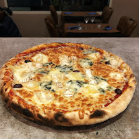 Pizza du Pizzeria Restaurant la Provençale à Le Cannet-des-Maures - n°2
